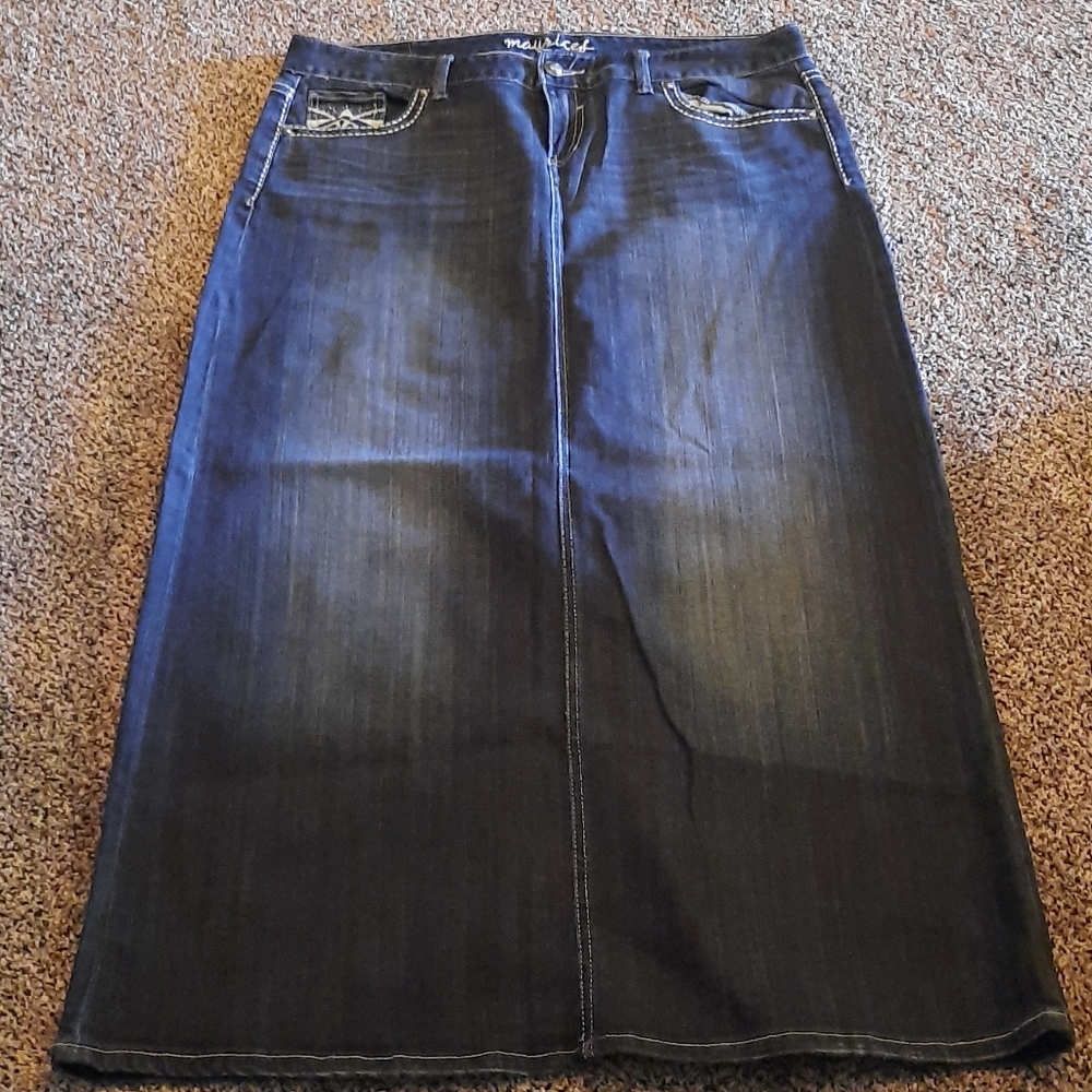 Maurices long jean skirt with slit